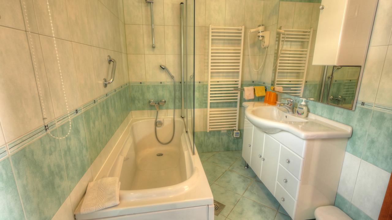 Apartment Villa Molina Mlini Ngoại thất bức ảnh